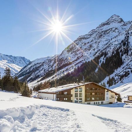 Hotel Sonnblick Sankt Leonhard im Pitztal Eksteriør bilde