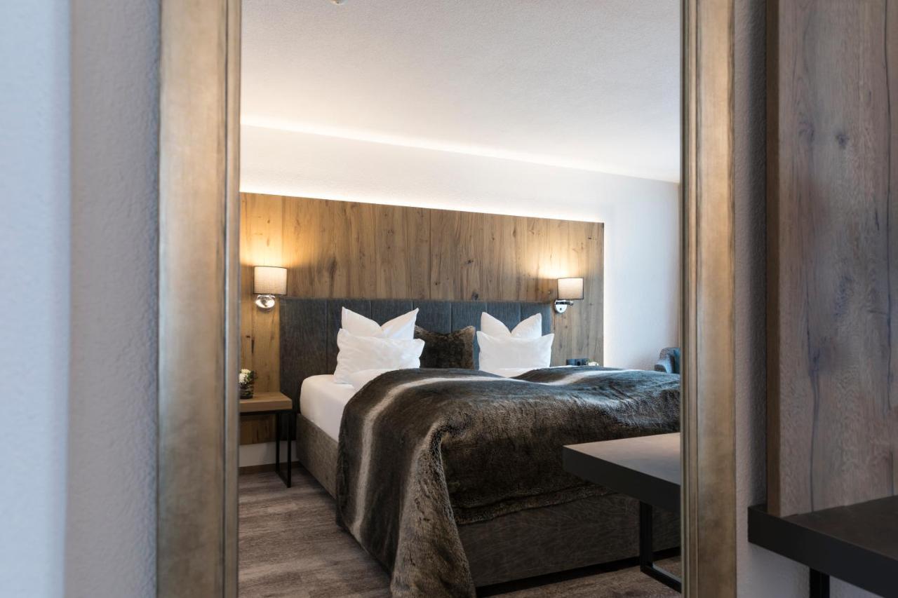 Hotel Sonnblick Sankt Leonhard im Pitztal Eksteriør bilde