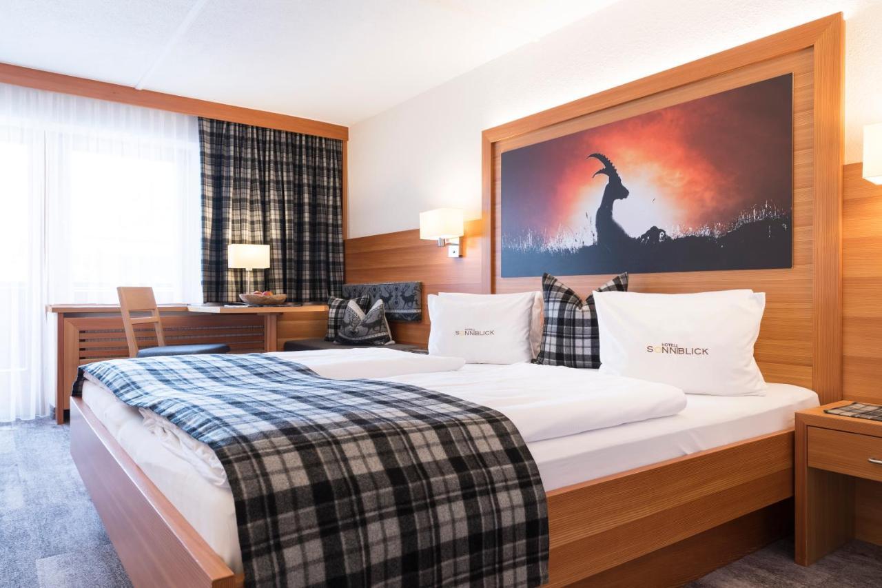 Hotel Sonnblick Sankt Leonhard im Pitztal Eksteriør bilde