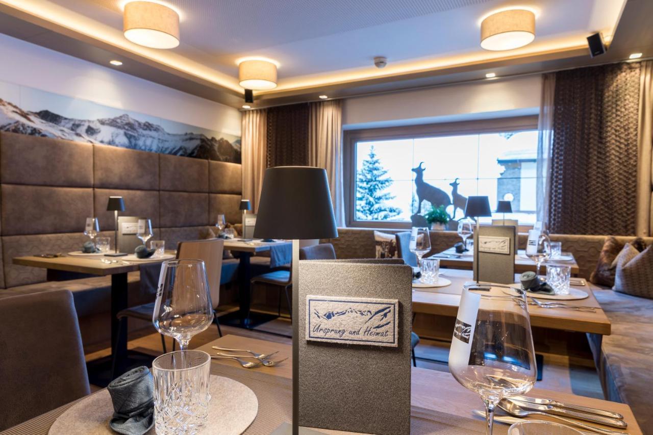 Hotel Sonnblick Sankt Leonhard im Pitztal Eksteriør bilde