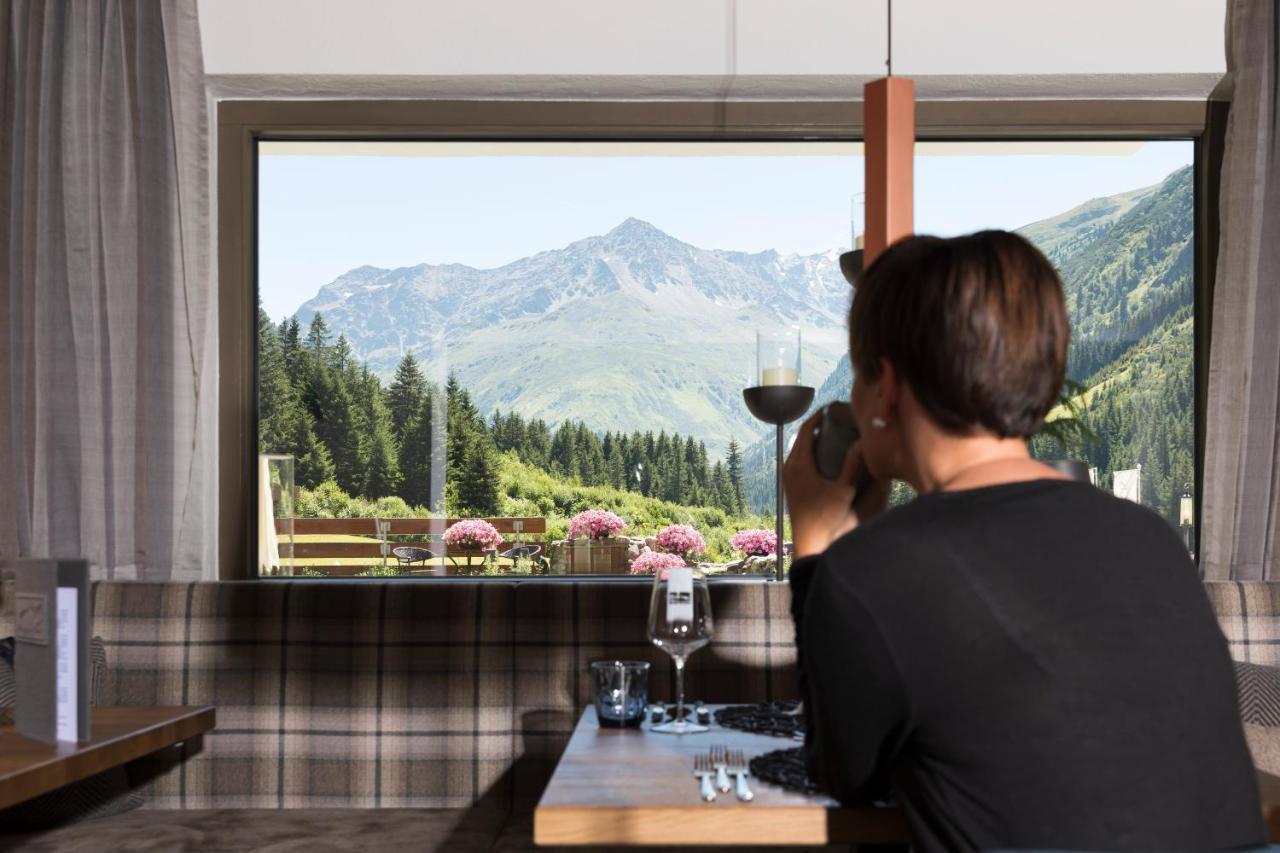 Hotel Sonnblick Sankt Leonhard im Pitztal Eksteriør bilde