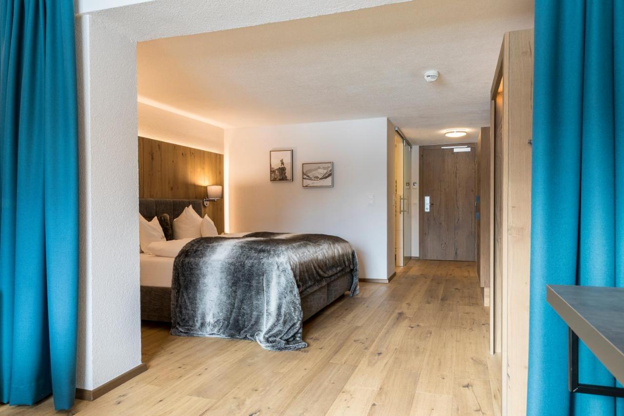 Hotel Sonnblick Sankt Leonhard im Pitztal Eksteriør bilde