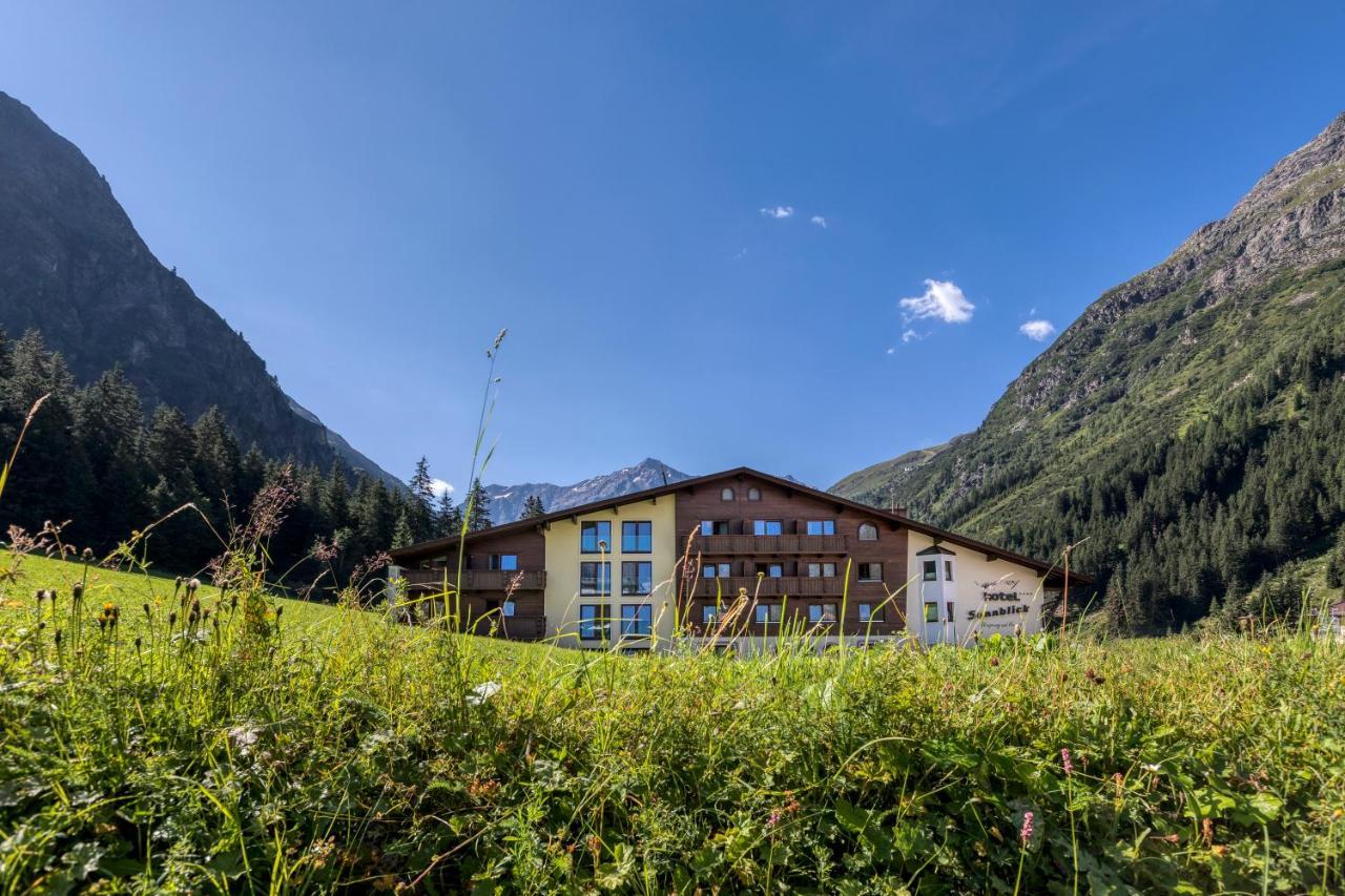 Hotel Sonnblick Sankt Leonhard im Pitztal Eksteriør bilde
